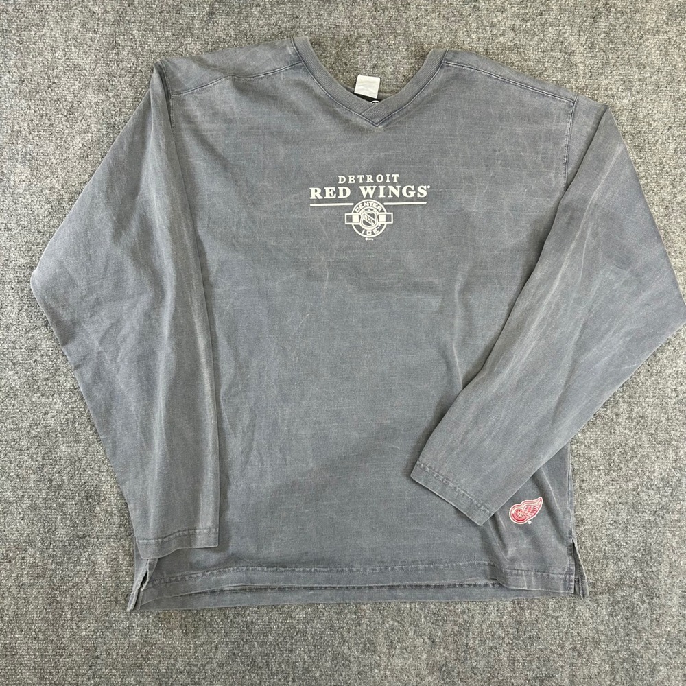 Vintage CCM Detroit Red Wings NHL Center Ice Faded Long Sleeve Shirt Gray Medium